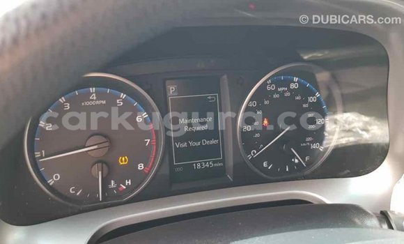 Nunua Imported Toyota RAV4 Nyingine Gari ndani ya Import - Dubai nchini Bujumbura Nunua Imported Toyota RAV4 Nyingine Gari ndani ya Import - Dubai nchini Bujumbura