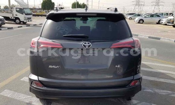 Nunua Imported Toyota RAV4 Nyingine Gari ndani ya Import - Dubai nchini Bujumbura Nunua Imported Toyota RAV4 Nyingine Gari ndani ya Import - Dubai nchini Bujumbura
