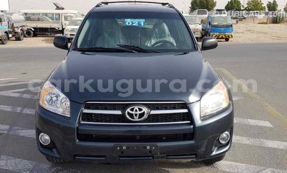 Nunua Imported Toyota RAV4 Kijani Gari ndani ya Import - Dubai nchini Bujumbura Nunua Imported Toyota RAV4 Kijani Gari ndani ya Import - Dubai nchini Bujumbura