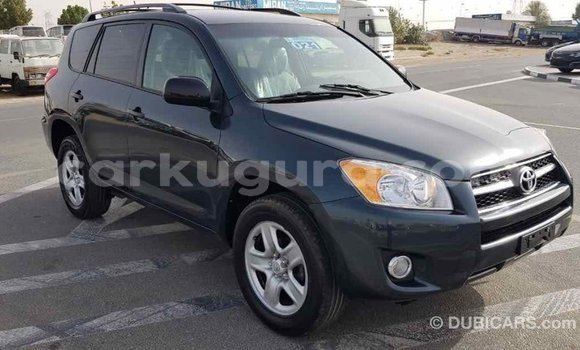 Nunua Imported Toyota RAV4 Kijani Gari ndani ya Import - Dubai nchini Bujumbura Nunua Imported Toyota RAV4 Kijani Gari ndani ya Import - Dubai nchini Bujumbura