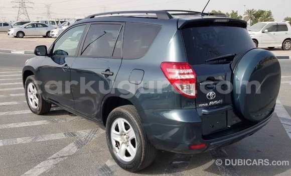 Nunua Imported Toyota RAV4 Kijani Gari ndani ya Import - Dubai nchini Bujumbura Nunua Imported Toyota RAV4 Kijani Gari ndani ya Import - Dubai nchini Bujumbura