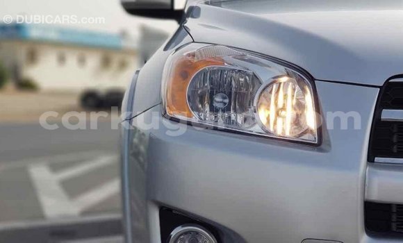 Nunua Imported Toyota RAV4 Nyingine Gari ndani ya Import - Dubai nchini Bujumbura Nunua Imported Toyota RAV4 Nyingine Gari ndani ya Import - Dubai nchini Bujumbura