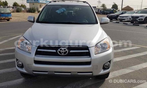 Nunua Imported Toyota RAV4 Nyingine Gari ndani ya Import - Dubai nchini Bujumbura Nunua Imported Toyota RAV4 Nyingine Gari ndani ya Import - Dubai nchini Bujumbura