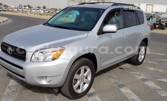 Nunua Imported Toyota RAV4 Nyingine Gari ndani ya Import - Dubai nchini Bujumbura Nunua Imported Toyota RAV4 Nyingine Gari ndani ya Import - Dubai nchini Bujumbura