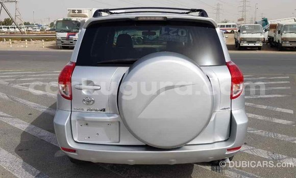 Nunua Imported Toyota RAV4 Nyingine Gari ndani ya Import - Dubai nchini Bujumbura Nunua Imported Toyota RAV4 Nyingine Gari ndani ya Import - Dubai nchini Bujumbura