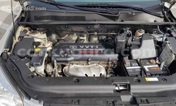 Nunua Imported Toyota RAV4 Nyingine Gari ndani ya Import - Dubai nchini Bujumbura Nunua Imported Toyota RAV4 Nyingine Gari ndani ya Import - Dubai nchini Bujumbura