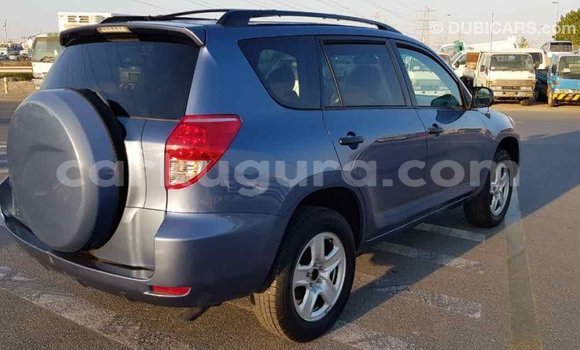 Nunua Imported Toyota RAV4 Bluu Gari ndani ya Import - Dubai nchini Bujumbura Nunua Imported Toyota RAV4 Bluu Gari ndani ya Import - Dubai nchini Bujumbura
