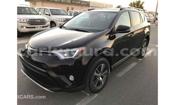 Nunua Imported Toyota RAV4 Nyeusi Gari ndani ya Import - Dubai nchini Bujumbura Nunua Imported Toyota RAV4 Nyeusi Gari ndani ya Import - Dubai nchini Bujumbura