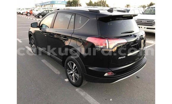 Nunua Imported Toyota RAV4 Nyeusi Gari ndani ya Import - Dubai nchini Bujumbura Nunua Imported Toyota RAV4 Nyeusi Gari ndani ya Import - Dubai nchini Bujumbura