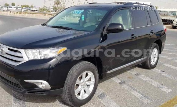 Acheter Import Voiture Toyota Highlander Noir à Import - Dubai, Bujumbura Acheter Import Voiture Toyota Highlander Noir à Import - Dubai, Bujumbura