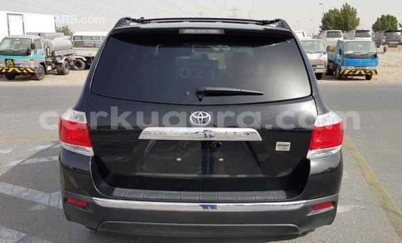 Acheter Import Voiture Toyota Highlander Noir à Import - Dubai, Bujumbura Acheter Import Voiture Toyota Highlander Noir à Import - Dubai, Bujumbura