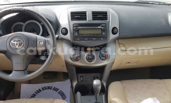 Nunua Imported Toyota RAV4 Nyingine Gari ndani ya Import - Dubai nchini Bujumbura Nunua Imported Toyota RAV4 Nyingine Gari ndani ya Import - Dubai nchini Bujumbura