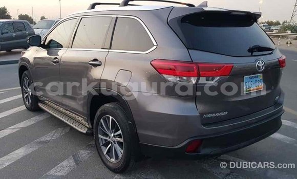 Nunua Imported Toyota Highlander Nyingine Gari ndani ya Import - Dubai nchini Bujumbura Nunua Imported Toyota Highlander Nyingine Gari ndani ya Import - Dubai nchini Bujumbura