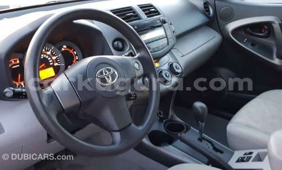 Nunua Imported Toyota RAV4 Nyekundu Gari ndani ya Import - Dubai nchini Bujumbura Nunua Imported Toyota RAV4 Nyekundu Gari ndani ya Import - Dubai nchini Bujumbura