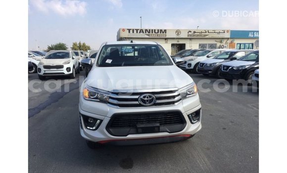 Buy Import Toyota Hilux White Car in Import - Dubai in Bujumbura Buy Import Toyota Hilux White Car in Import - Dubai in Bujumbura