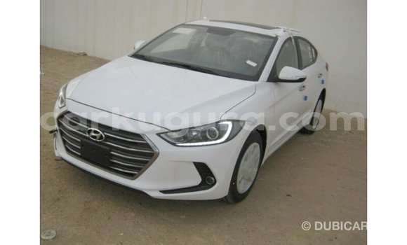 Acheter Import Voiture Hyundai Elantra Blanc à Import - Dubai, Bujumbura Acheter Import Voiture Hyundai Elantra Blanc à Import - Dubai, Bujumbura