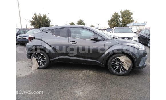 Buy Import Toyota C-HR Other Car in Import - Dubai in Bujumbura Buy Import Toyota C-HR Other Car in Import - Dubai in Bujumbura