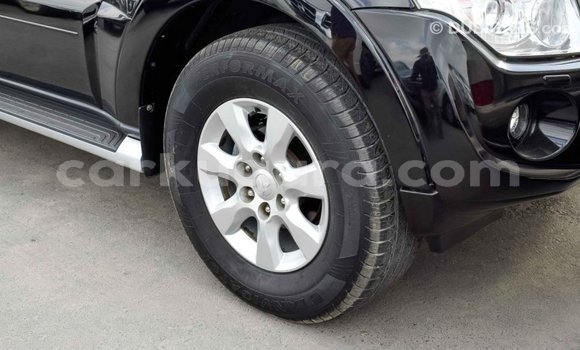 Nunua Imported Mitsubishi Pajero Nyeusi Gari ndani ya Import - Dubai nchini Bujumbura Nunua Imported Mitsubishi Pajero Nyeusi Gari ndani ya Import - Dubai nchini Bujumbura