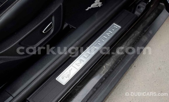 Acheter Import Voiture Ford Mustang Noir à Import - Dubai, Bujumbura Acheter Import Voiture Ford Mustang Noir à Import - Dubai, Bujumbura