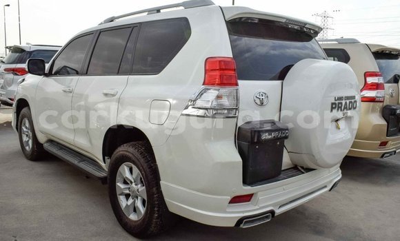 Nunua Imported Toyota Prado Nyeupe Gari ndani ya Import - Dubai nchini Bujumbura Nunua Imported Toyota Prado Nyeupe Gari ndani ya Import - Dubai nchini Bujumbura