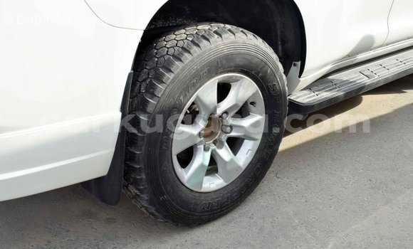 Nunua Imported Toyota Prado Nyeupe Gari ndani ya Import - Dubai nchini Bujumbura Nunua Imported Toyota Prado Nyeupe Gari ndani ya Import - Dubai nchini Bujumbura