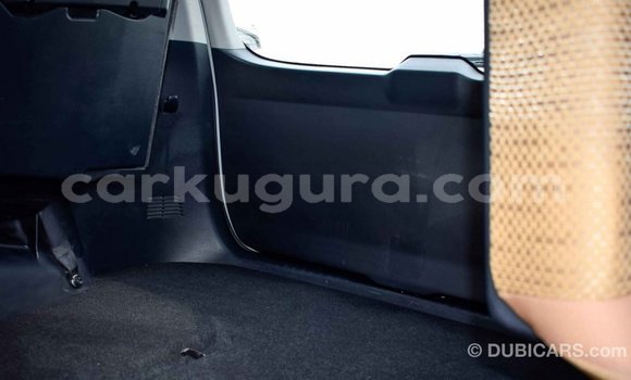 Nunua Imported Toyota Fortuner Nyeupe Gari ndani ya Import - Dubai nchini Bujumbura Nunua Imported Toyota Fortuner Nyeupe Gari ndani ya Import - Dubai nchini Bujumbura