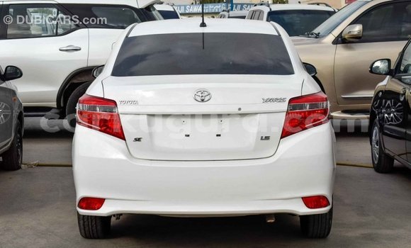 Nunua Imported Toyota Yaris Nyeupe Gari ndani ya Import - Dubai nchini Bujumbura Nunua Imported Toyota Yaris Nyeupe Gari ndani ya Import - Dubai nchini Bujumbura
