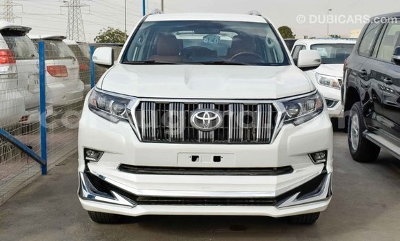 Acheter Import Voiture Toyota Prado Blanc à Import - Dubai, Bujumbura Acheter Import Voiture Toyota Prado Blanc à Import - Dubai, Bujumbura