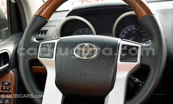 Acheter Import Voiture Toyota Prado Blanc à Import - Dubai, Bujumbura Acheter Import Voiture Toyota Prado Blanc à Import - Dubai, Bujumbura