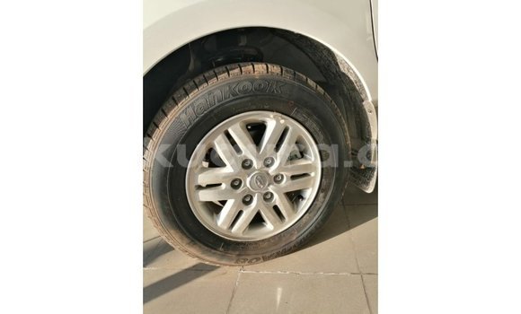 Nunua Imported Hyundai Chorus Nyeupe Lori ndani ya Import - Dubai nchini Bujumbura Nunua Imported Hyundai Chorus Nyeupe Lori ndani ya Import - Dubai nchini Bujumbura