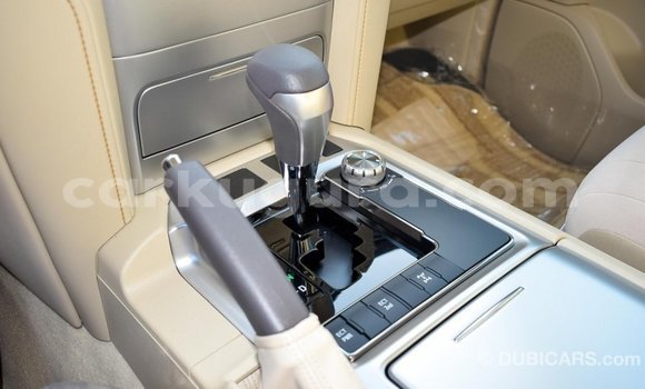 Nunua Imported Toyota Land Cruiser Nyeusi Gari ndani ya Import - Dubai nchini Bujumbura Nunua Imported Toyota Land Cruiser Nyeusi Gari ndani ya Import - Dubai nchini Bujumbura