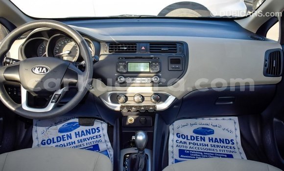 Acheter Import Voiture Kia Rio Blanc à Import - Dubai, Bujumbura Acheter Import Voiture Kia Rio Blanc à Import - Dubai, Bujumbura