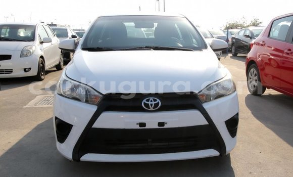 Nunua Imported Toyota Yaris Nyeupe Gari ndani ya Import - Dubai nchini Bujumbura Nunua Imported Toyota Yaris Nyeupe Gari ndani ya Import - Dubai nchini Bujumbura