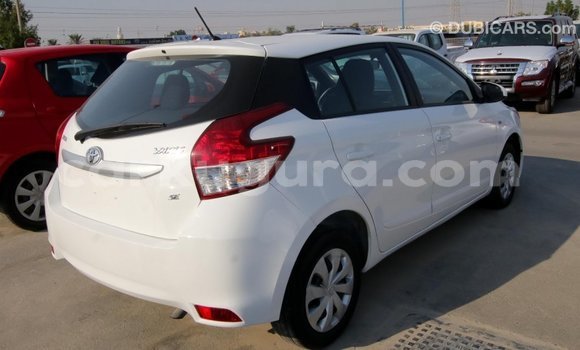 Nunua Imported Toyota Yaris Nyeupe Gari ndani ya Import - Dubai nchini Bujumbura Nunua Imported Toyota Yaris Nyeupe Gari ndani ya Import - Dubai nchini Bujumbura