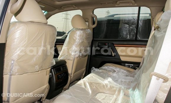 Buy Import Toyota Land Cruiser Other Car in Import - Dubai in Bujumbura Buy Import Toyota Land Cruiser Other Car in Import - Dubai in Bujumbura