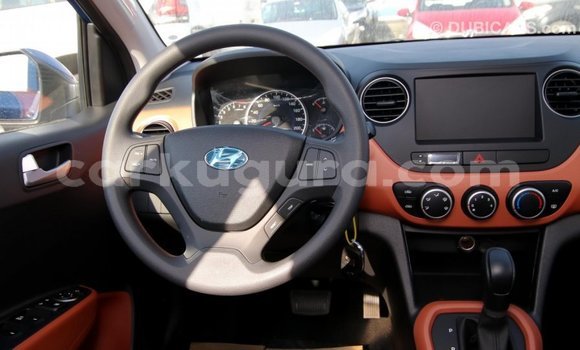 Nunua Imported Hyundai i10 Bluu Gari ndani ya Import - Dubai nchini Bujumbura Nunua Imported Hyundai i10 Bluu Gari ndani ya Import - Dubai nchini Bujumbura