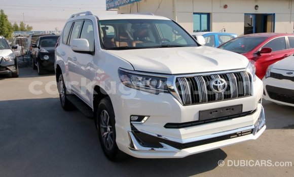 Acheter Import Voiture Toyota Prado Blanc à Import - Dubai, Bujumbura Acheter Import Voiture Toyota Prado Blanc à Import - Dubai, Bujumbura