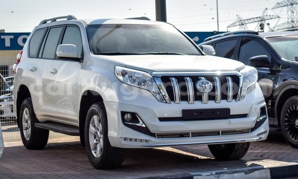 Acheter Import Voiture Toyota Prado Blanc à Import - Dubai, Bujumbura Acheter Import Voiture Toyota Prado Blanc à Import - Dubai, Bujumbura