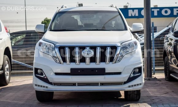 Acheter Import Voiture Toyota Prado Blanc à Import - Dubai, Bujumbura Acheter Import Voiture Toyota Prado Blanc à Import - Dubai, Bujumbura