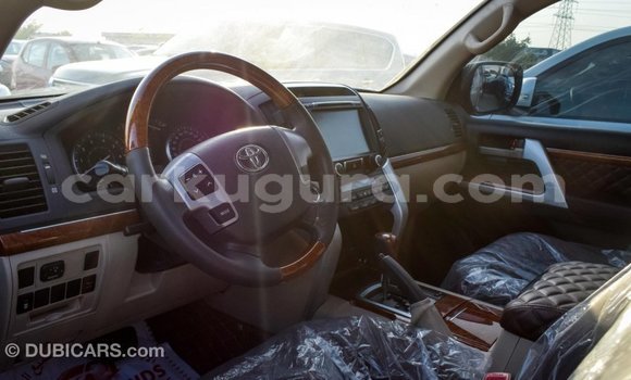 Nunua Imported Toyota Land Cruiser Nyeusi Gari ndani ya Import - Dubai nchini Bujumbura Nunua Imported Toyota Land Cruiser Nyeusi Gari ndani ya Import - Dubai nchini Bujumbura