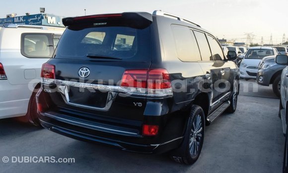 Nunua Imported Toyota Land Cruiser Nyeusi Gari ndani ya Import - Dubai nchini Bujumbura Nunua Imported Toyota Land Cruiser Nyeusi Gari ndani ya Import - Dubai nchini Bujumbura