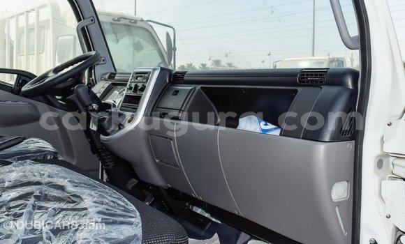 Acheter Import Utilitaire Mitsubishi L400 Blanc à Import - Dubai, Bujumbura Acheter Import Utilitaire Mitsubishi L400 Blanc à Import - Dubai, Bujumbura