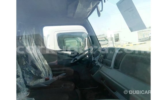 Acheter Import Voiture Mitsubishi i Blanc à Import - Dubai, Bujumbura Acheter Import Voiture Mitsubishi i Blanc à Import - Dubai, Bujumbura