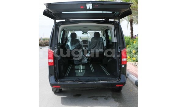 Acheter Import Voiture Mercedes-Benz 250 Noir à Import - Dubai, Bujumbura