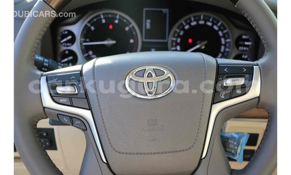 Nunua Imported Toyota Land Cruiser Nyeusi Gari ndani ya Import - Dubai nchini Bujumbura Nunua Imported Toyota Land Cruiser Nyeusi Gari ndani ya Import - Dubai nchini Bujumbura