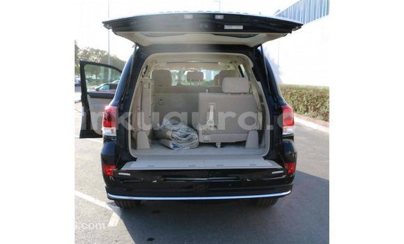 Acheter Import Voiture Toyota Land Cruiser Noir à Import - Dubai, Bujumbura Acheter Import Voiture Toyota Land Cruiser Noir à Import - Dubai, Bujumbura