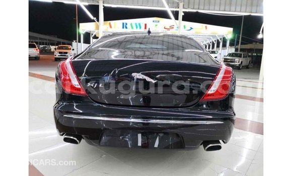 Nunua Imported Jaguar XJ Nyeusi Gari ndani ya Import - Dubai nchini Bujumbura Nunua Imported Jaguar XJ Nyeusi Gari ndani ya Import - Dubai nchini Bujumbura
