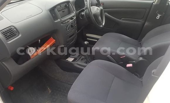 Acheter Occasion Voiture Toyota Probox Blanc à Bujumbura, Bujumbura Acheter Occasion Voiture Toyota Probox Blanc à Bujumbura, Bujumbura