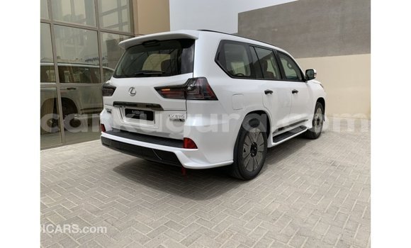 Nunua Imported Lexus LX Nyeupe Gari ndani ya Import - Dubai nchini Bujumbura Nunua Imported Lexus LX Nyeupe Gari ndani ya Import - Dubai nchini Bujumbura
