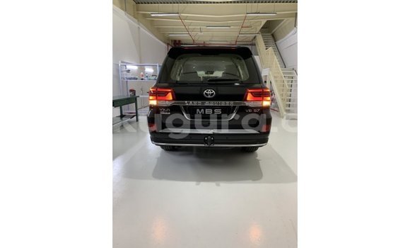 Nunua Imported Toyota Land Cruiser Nyeusi Gari ndani ya Import - Dubai nchini Bujumbura Nunua Imported Toyota Land Cruiser Nyeusi Gari ndani ya Import - Dubai nchini Bujumbura